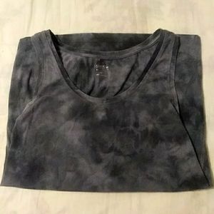 Calvin Klein Performance tee.